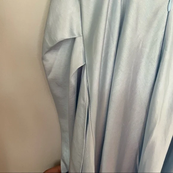 🌸Hey Girl Long Satin Cowl Neck Dress - Picture 9 of 15